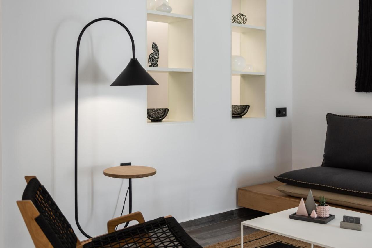 Margaret'S Unique Apartment Peran Triovasalos Экстерьер фото